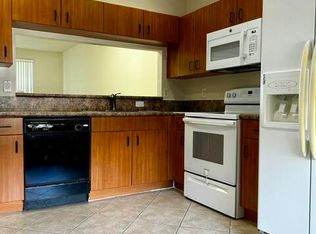 8240 SW 25th Ct #104, Hollywood, FL 33025