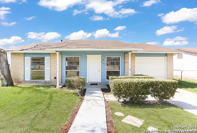 9222 Five Palms Dr — Photo 1
