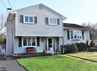 231 Sherwood Ave, Hamilton, NJ 08619