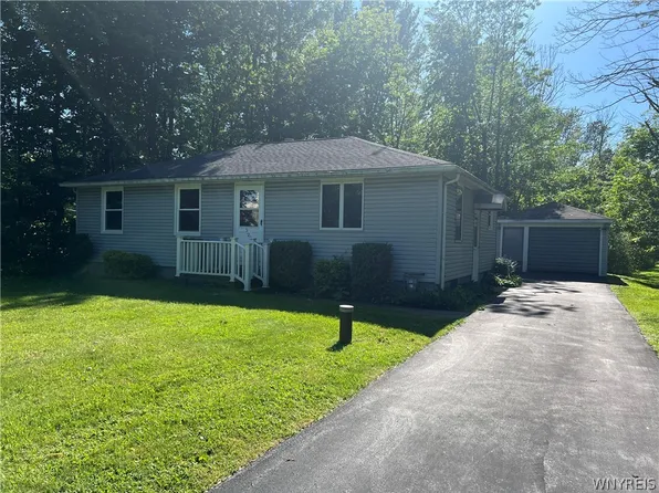 5020 Fairgrounds Rd, Hamburg, NY 14075