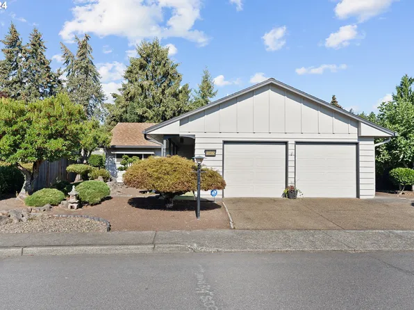 15905 SW Queen Victoria Pl, King City, OR 97224