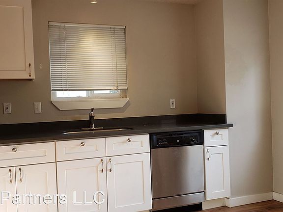 3rd image of 3825 34th Ave W #16