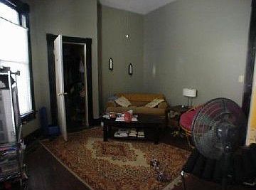 5th image of 411 E Waldburg Unit A