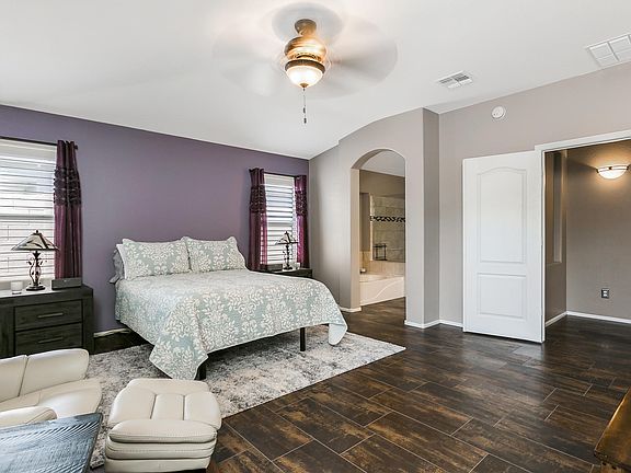 5th image of 17567 W Georgia Dr