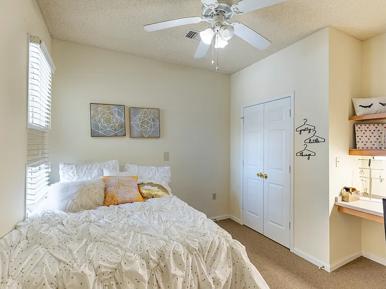 Cape Trails Apartments — Photo 11