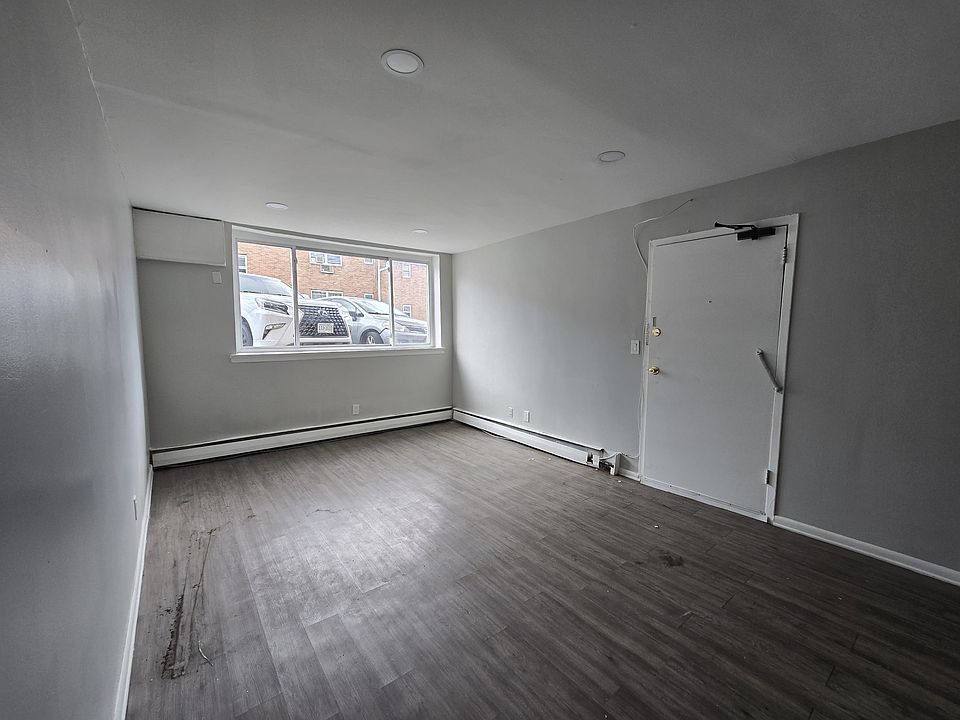 2nd image of 400 Stuyvesant Ave #6F
