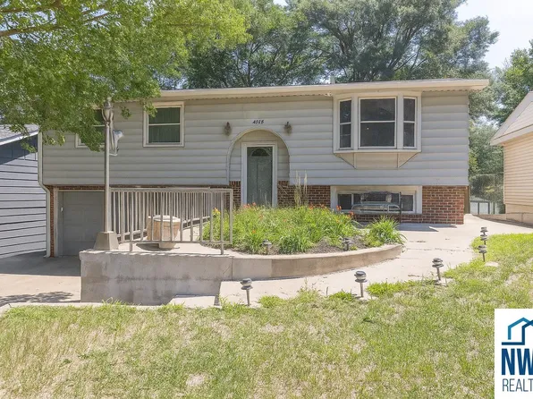 2638 S Rustin St, Sioux City, IA 51106