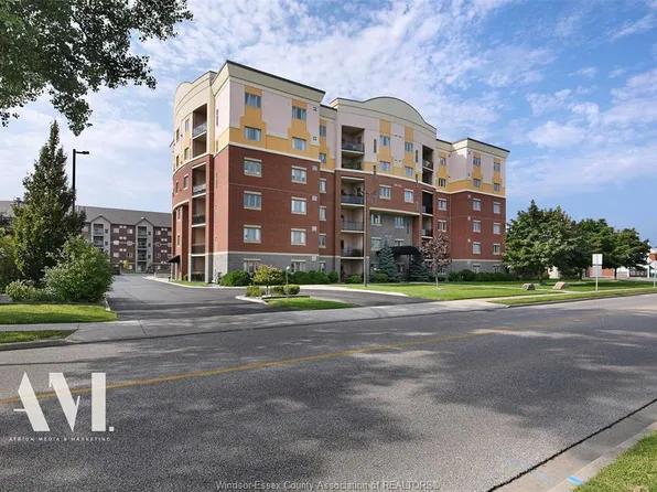 1855 Normandy St #505, Lasalle, ON N9H 2R4