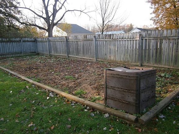 5th image of 108 Meadow Ln