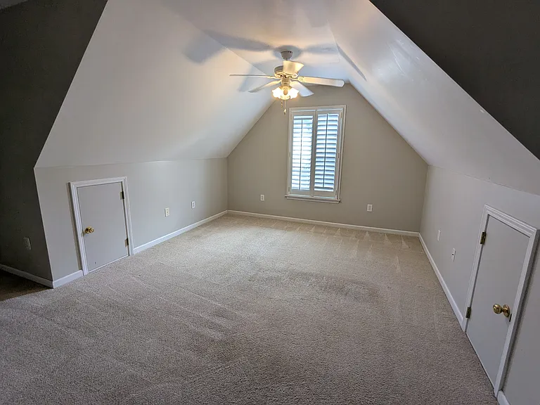 5 Criterion Dr — Photo 20