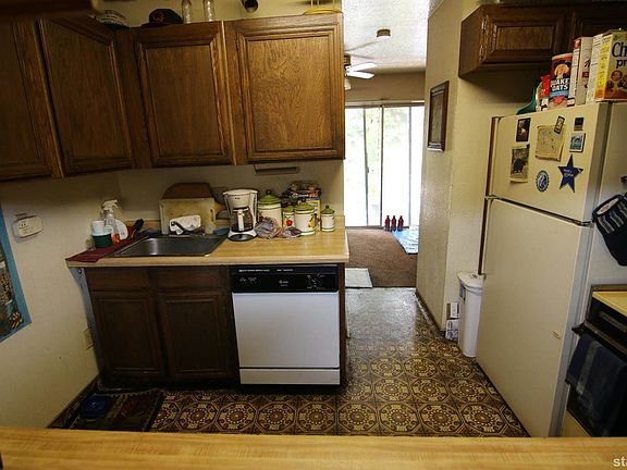 4th image of 1850 Shady Ln