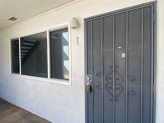 2nd image of 1019 Cedar Ave APT 1