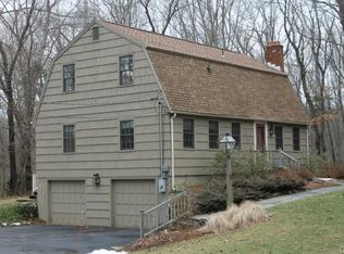 53 Cedar Hill Rd, Newtown, CT 06470