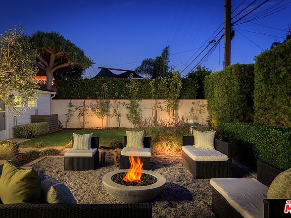 5th image of 2520 Cloverfield Blvd