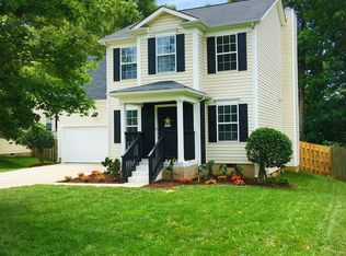 11220 Amber Glen Dr, Charlotte, NC 28269
