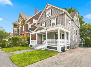 201 Nesmith St, Lowell, MA 01852