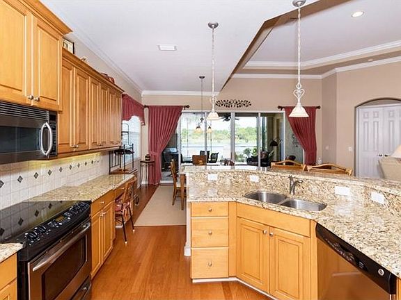 5th image of 105 Cipriani Ct