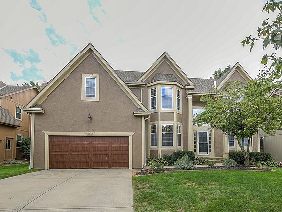3rd image of 9003 W 149th St