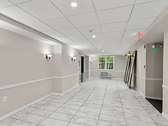 4th image of 3655 Habersham Rd NE