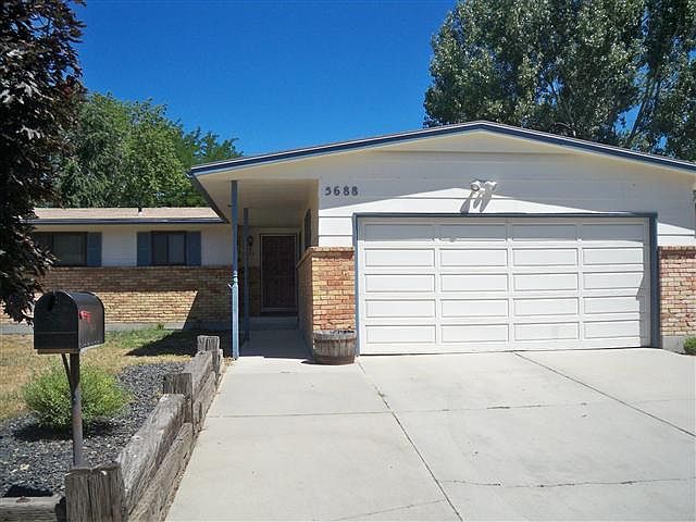 2nd image of 5688 W Elkhorn Ave
