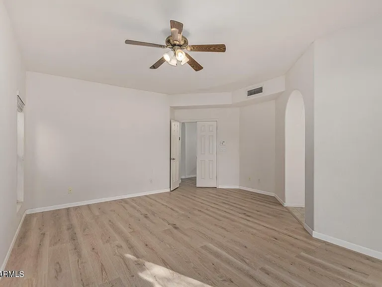 9414 S 51st St — Photo 20