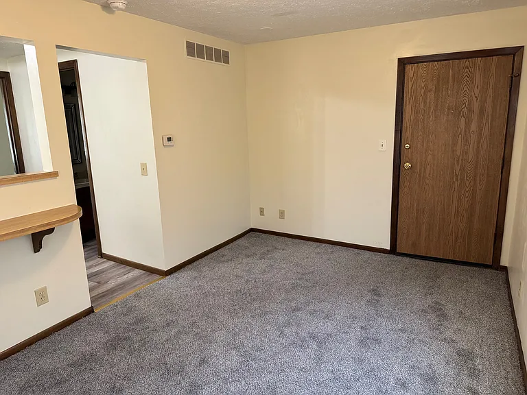 815 N Adams St #1 — Photo 6