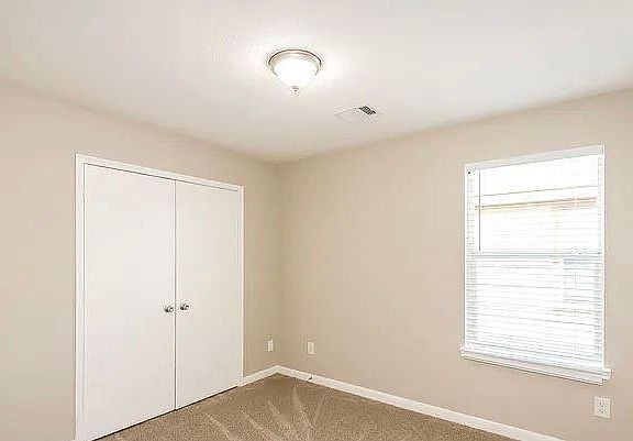 3rd image of 19428 Garden Gate Ct