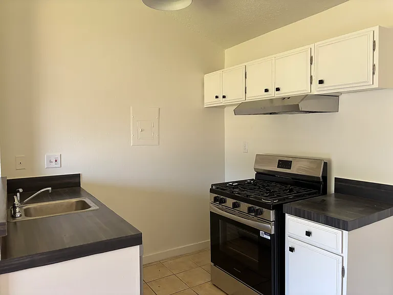 5638 Colfax Ave #7 — Photo 10