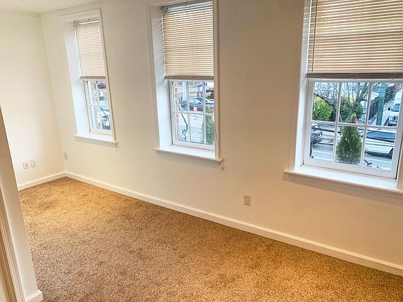 5th image of 2321 Fairmount Ave Floor 2