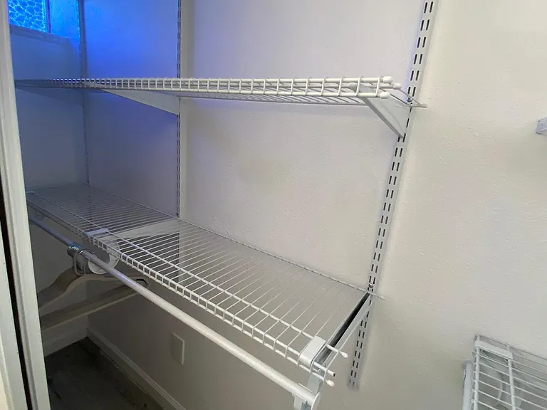 204 Longfellow Blvd #5 — Photo 6