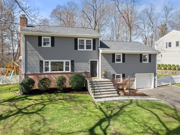 167 Ferncliff Road, Fairfield, CT 06825