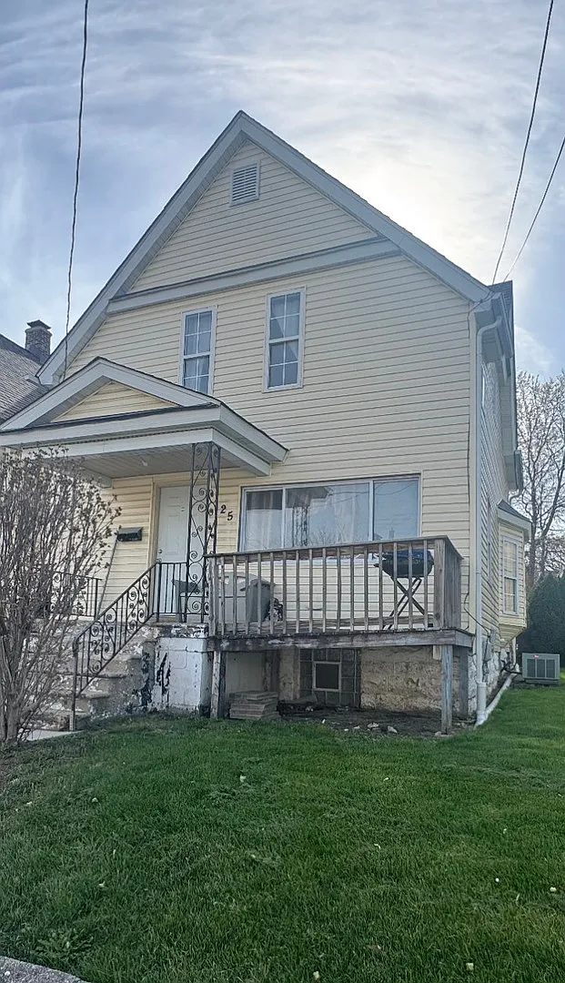 25 S Cagwin Ave photo 1