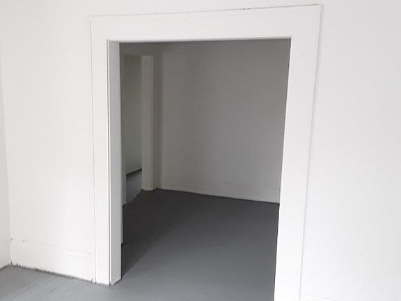 5th image of 3906 Laurie St