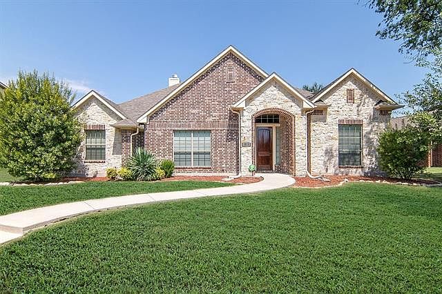 1st image of 2812 Kyle Dr