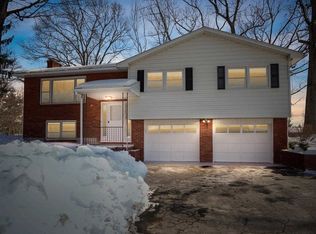 56 Edgehill Dr, Wappingers Falls, NY 12590