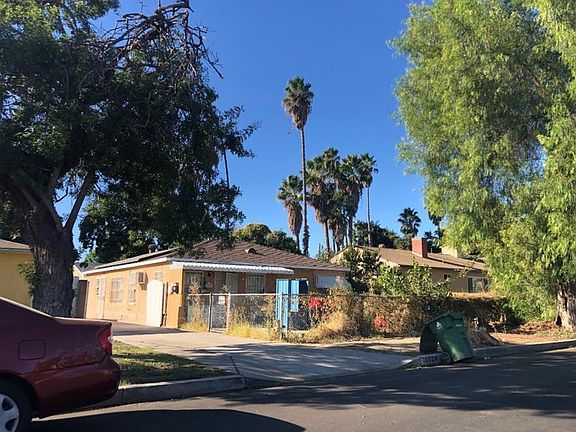 3rd image of 16026 Leadwell St