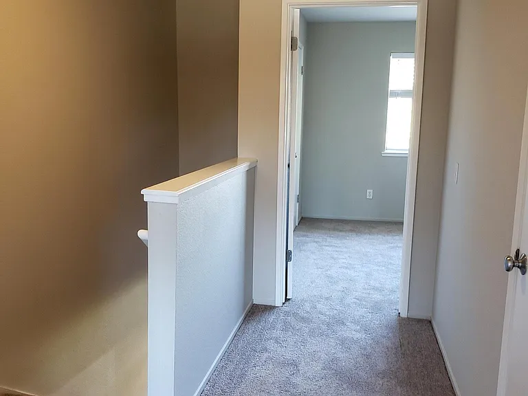 370 Tabor Ave — Photo 11