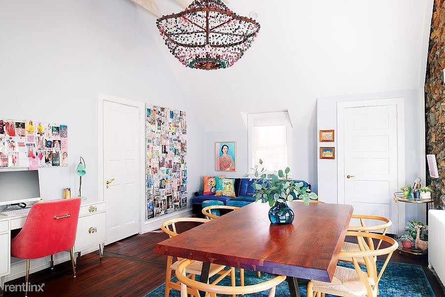 1st image of 123 Jackson St APT 3