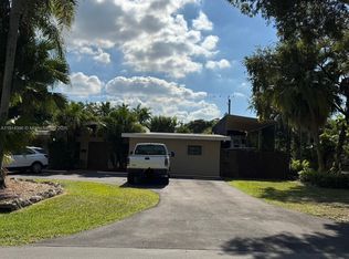 10440 SW 110th St, Miami, FL 33176