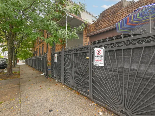 1089 Belmont Avenue image 12 of 18