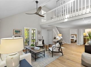 1261 Solana Rd #F-4, Naples, FL 34103