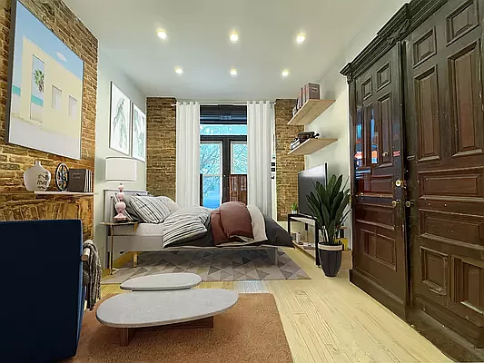 Rented by 3 Quincy Corp. | media 1