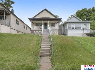 1911 Dorcas St, Omaha, NE 68108