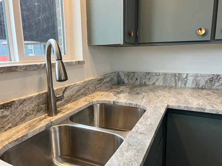 1405 E Parkway Ave #B — Photo 2