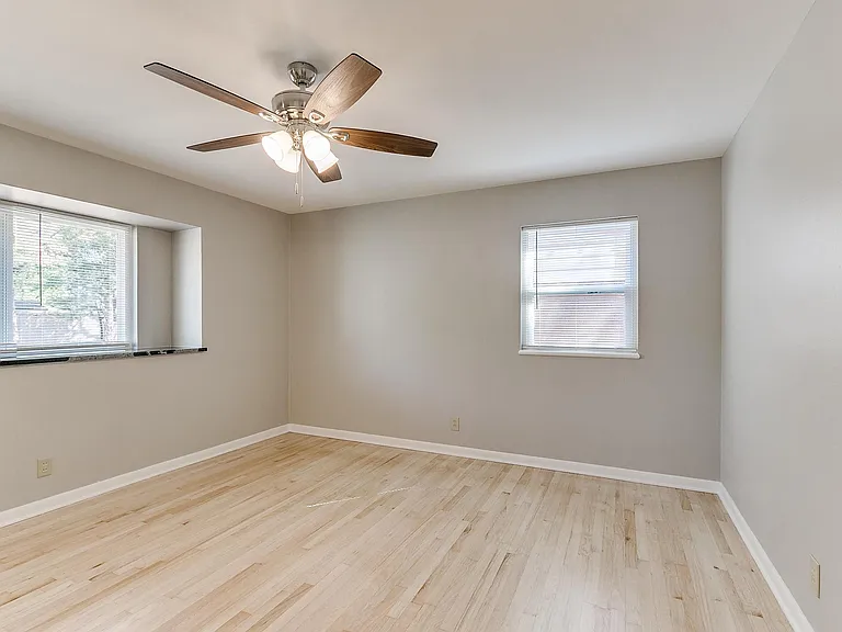 1314 Sycamore St — Photo 21