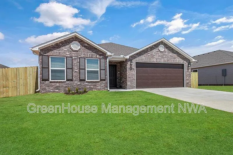 Building Photo - 1720 Eveningshade Ln