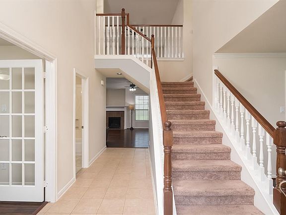 5th image of 2102 Sedona Dr
