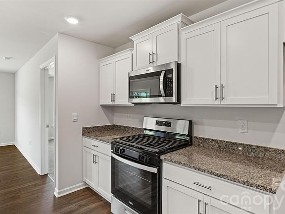 5th image of 93 Creekwalk Ln