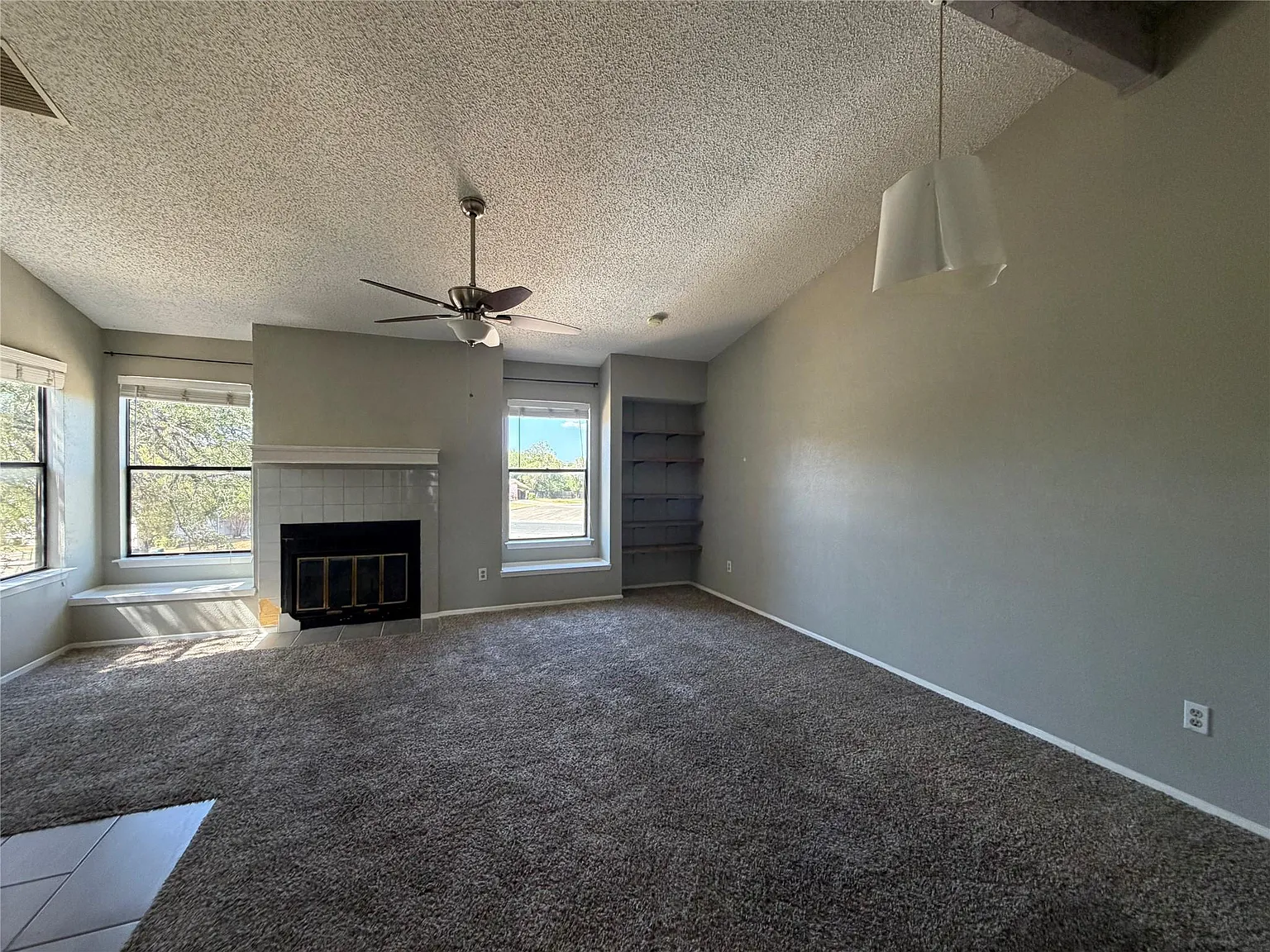 2 bed, 2.0 bath, 1041 sqft, $1,475 — Photo 1