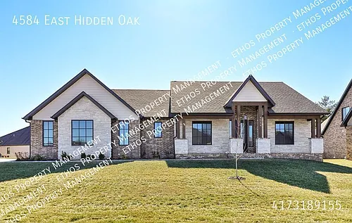 4584 E Hidden Oak St Photo 1